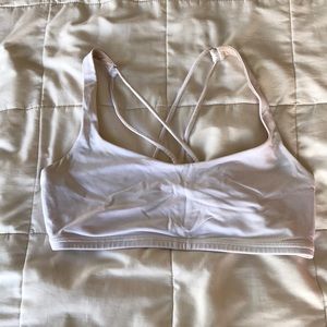 Lululemon bra size 4